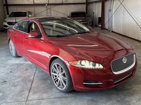 Used 2011 Jaguar XJ RWD image 5