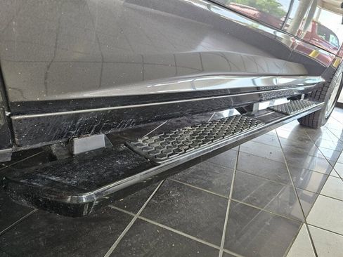 Used 2018 RAM 1500 ST w/ SXT Appearance Group image 28