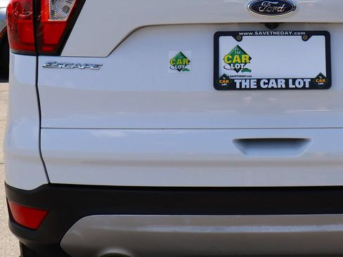 Used 2019 Ford Escape SEL FWD image 19