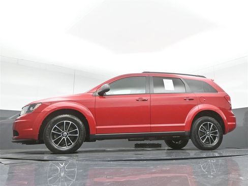 Used 2018 Dodge Journey SE w/ Blacktop Package FWD image 33