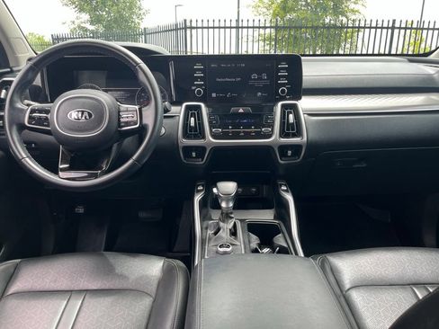 Used 2021 Kia Sorento S AWD/4WD image 16