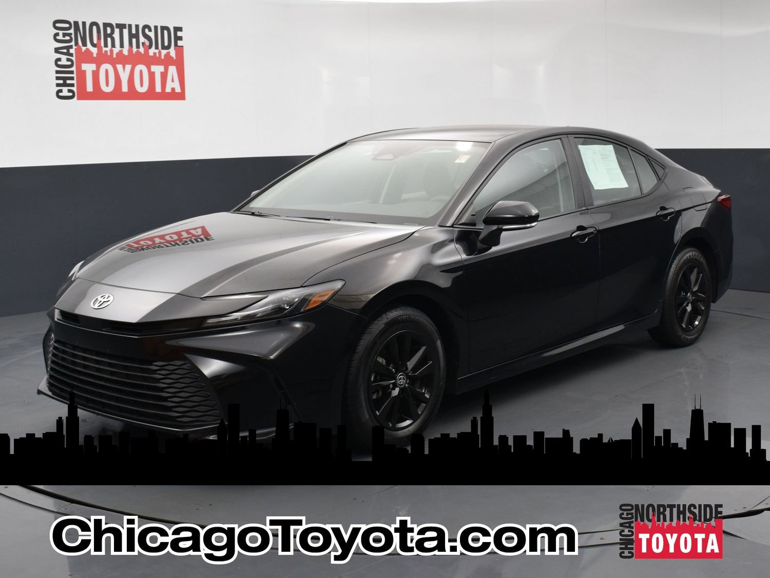 Used 2025 Toyota Camry LE FWD image 1
