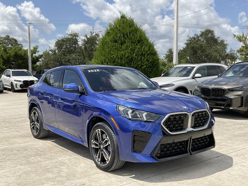 Used 2024 BMW X2 xDrive28i w/ M Sport Package AWD/4WD image 1