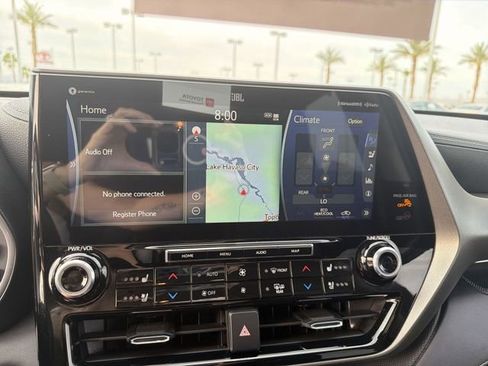 Certified 2021 Toyota Highlander Limited FWD image 20