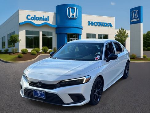 Used 2023 Honda Civic Sport image 1