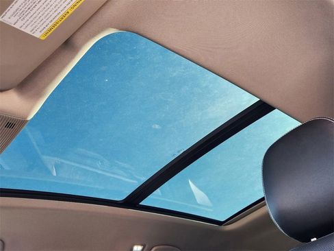 New 2025 Volkswagen Atlas SEL image 17