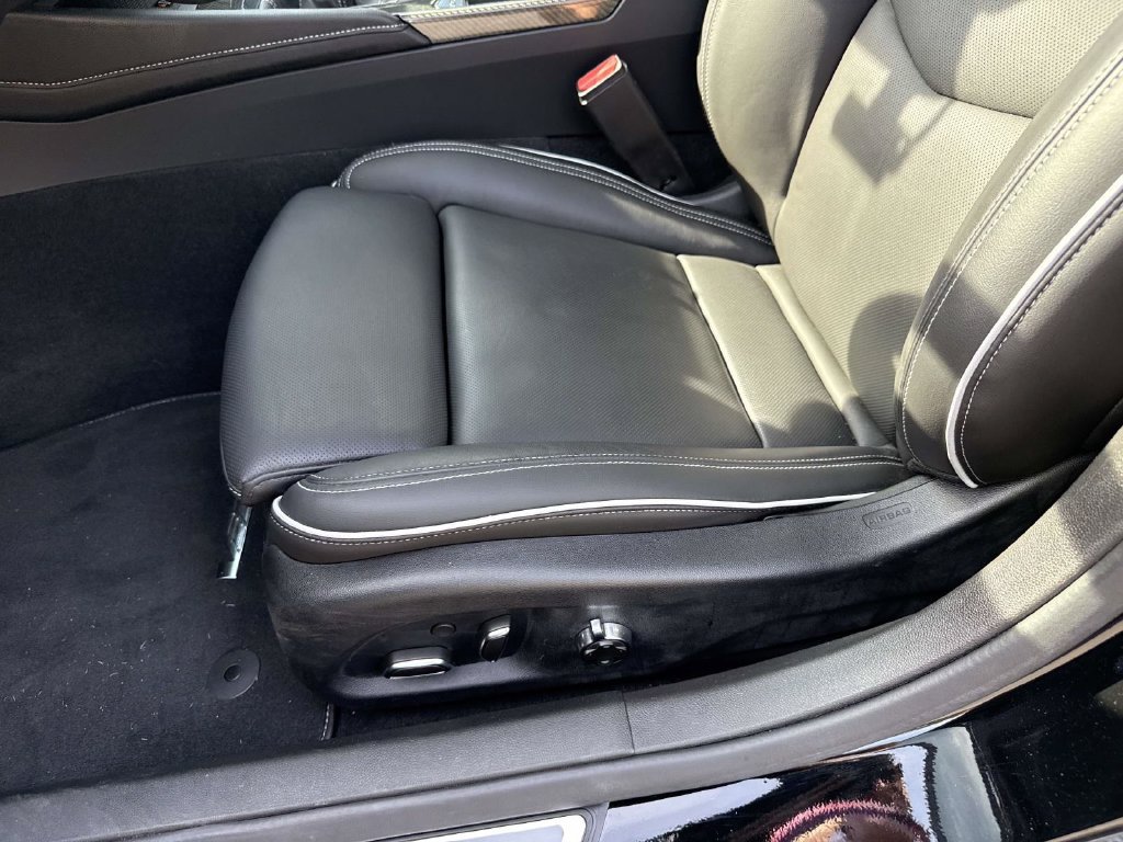 Used 2022 Cadillac CT5 V Blackwing w/ Parking Package RWD image 29