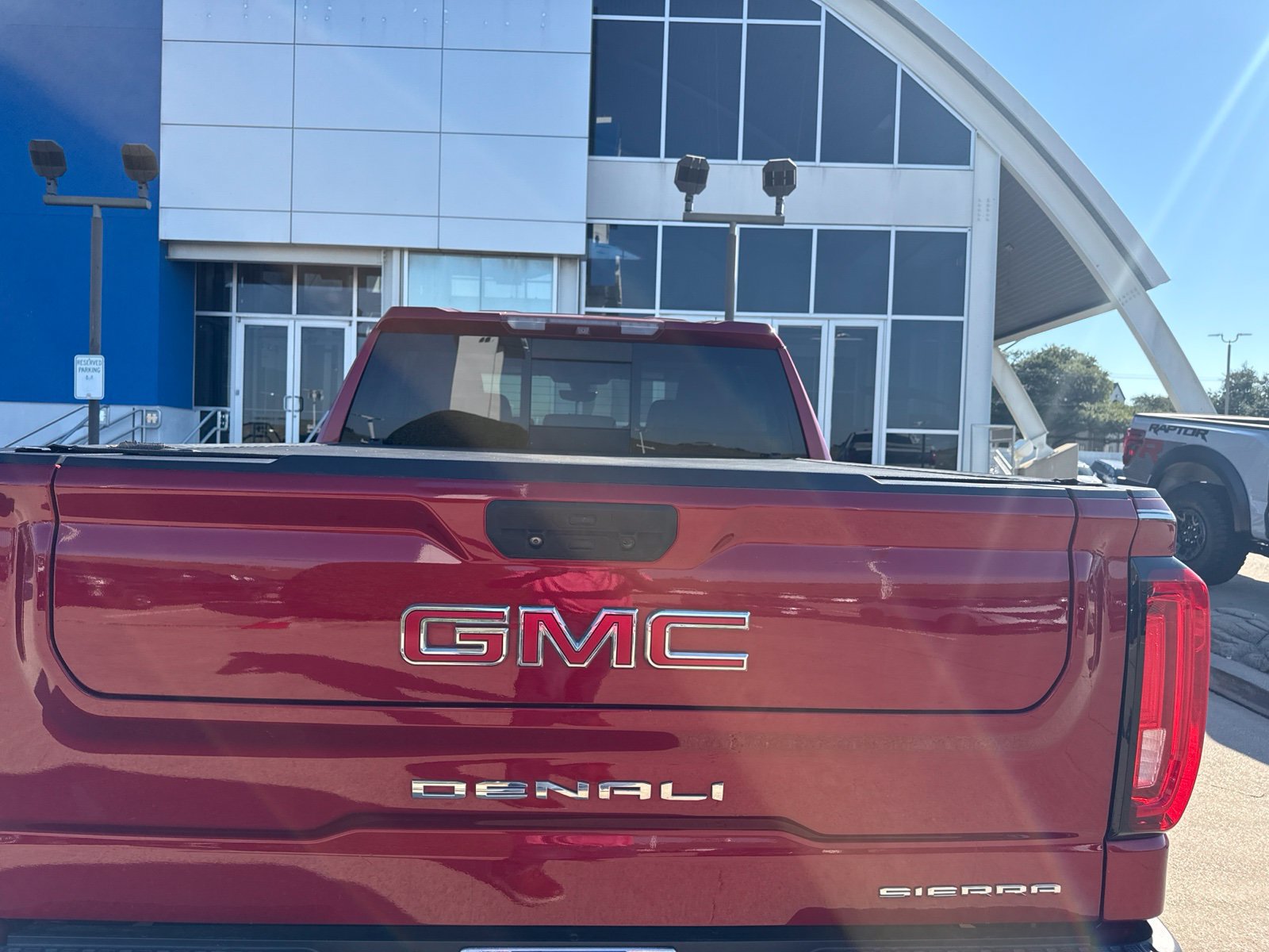 Used 2019 GMC Sierra 1500 Denali w/ Technology Package RWD image 12
