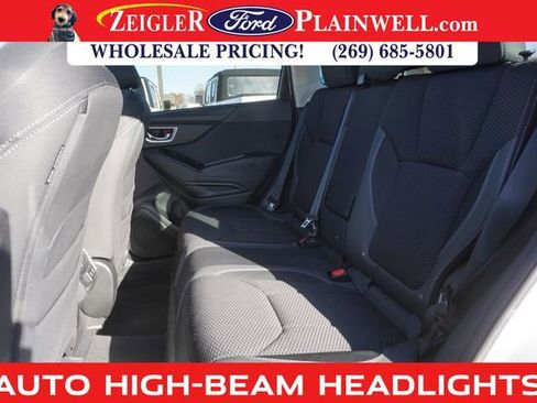 Used 2024 Subaru Forester Premium image 12