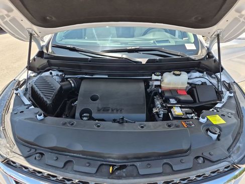 Used 2023 Buick Enclave Avenir w/ Avenir Technology Package FWD image 16