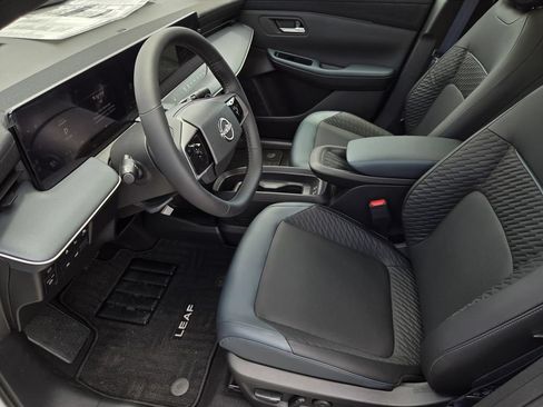 New 2026 Nissan Leaf Platinum+ FWD image 21