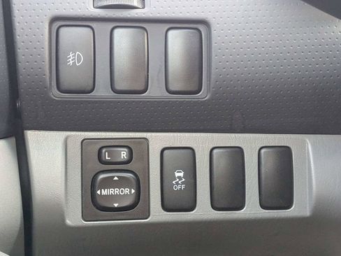 Used 2013 Toyota Tacoma PreRunner w/ SR5 Pkg RWD image 20