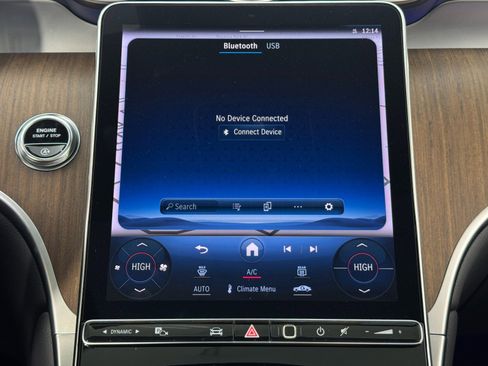 Used 2024 Mercedes-Benz GLC 300 image 27