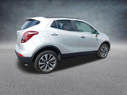 Used 2022 Buick Encore Preferred w/ Safety Package AWD/4WD image 3