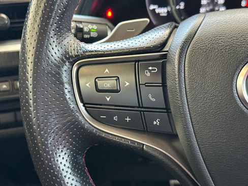 Used 2021 Lexus UX 200 F Sport w/ Accessory Package (Z2) FWD image 27