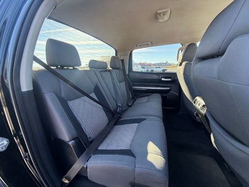 Used 2017 Toyota Tundra SR5 image 9