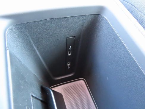 New 2026 Volkswagen Tiguan S image 11