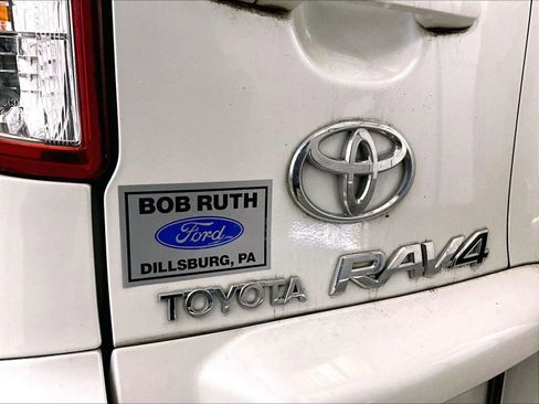 Used 2010 Toyota RAV4 Limited image 13