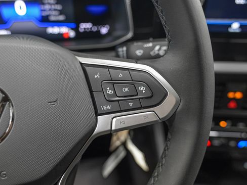 Used 2025 Volkswagen Jetta Sport image 19