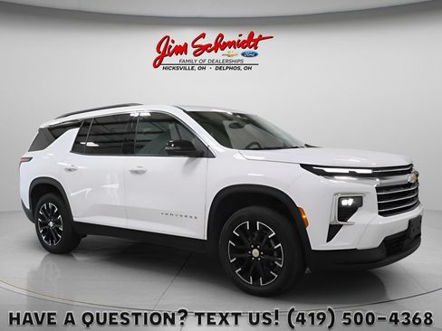 Used 2025 Chevrolet Traverse LT w/ Sun and Wheel Package AWD/4WD image 1