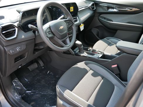 New 2026 Chevrolet TrailBlazer LS w/ LS Convenience Package AWD/4WD image 11