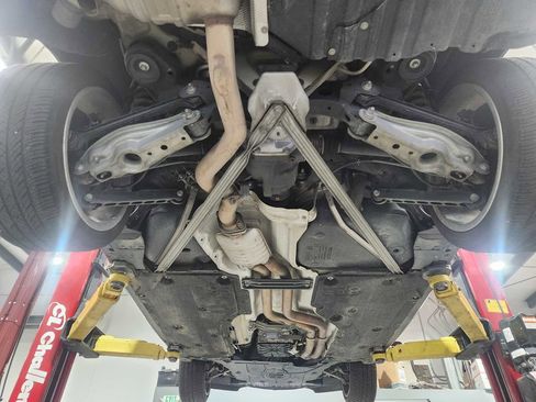 Used 2013 BMW 135i Convertible image 18