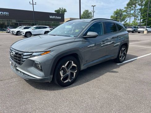 Used 2024 Hyundai Tucson SEL w/ Convenience Package FWD image 2