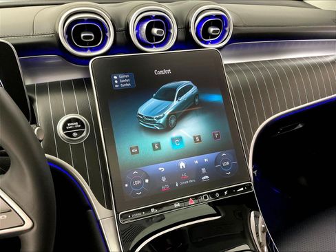 Certified 2023 Mercedes-Benz GLC 300 4MATIC image 39