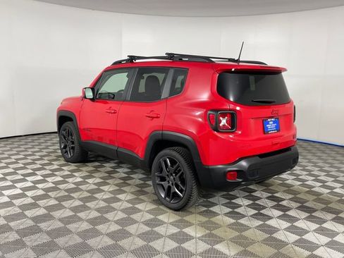 Certified 2022 Jeep Renegade Latitude AWD/4WD image 24