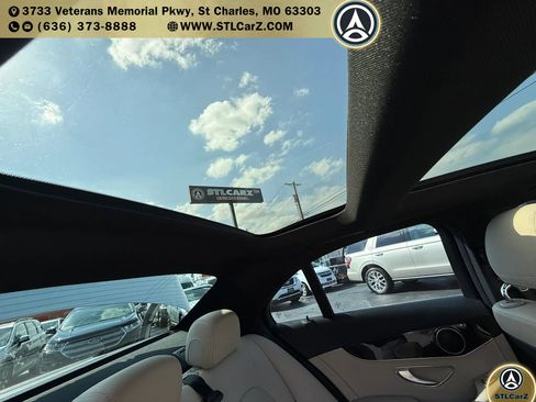 Used 2018 Mercedes-Benz C 300 4MATIC Sedan w/ Multimedia Package image 17