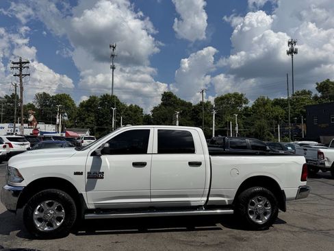Used 2016 RAM 2500 Tradesman w/ Chrome Appearance Group image 5