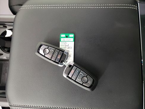 New 2026 Ford F350 Lariat w/ Lariat Ultimate Package image 28