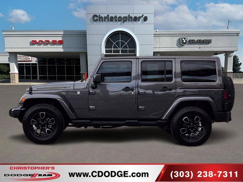 Used 2017 Jeep Wrangler Unlimited Sahara image 6