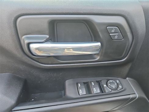 Used 2022 Chevrolet Silverado 1500 Custom Trail Boss image 23