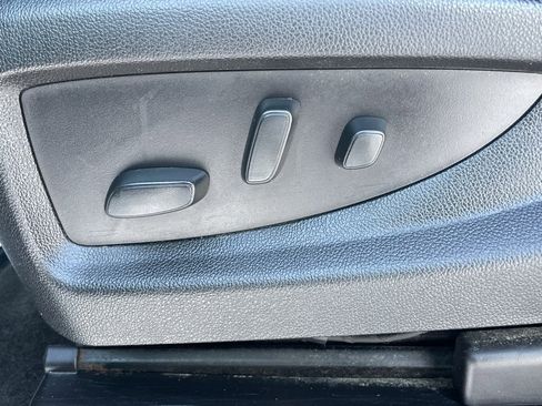 Certified 2018 Chevrolet Silverado 1500 LT w/ All Star Edition image 26