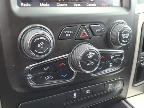 Used 2018 RAM 1500 Big Horn image 15