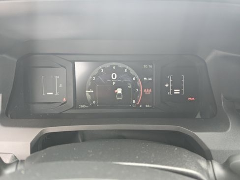 Certified 2025 Toyota Tacoma SR5 image 19