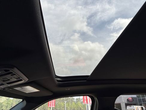 New 2026 Toyota Tundra Limited AWD/4WD image 17