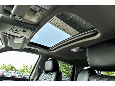 Used 2019 Toyota Tundra Platinum AWD/4WD image 14