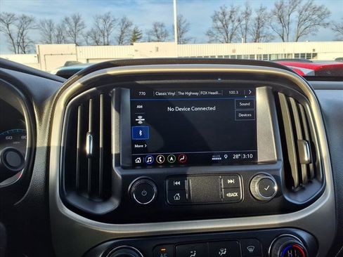 Certified 2022 GMC Canyon Denali image 13