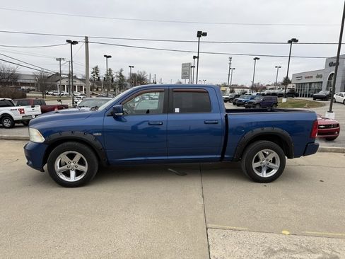 Used 2011 RAM 1500 Sport w/ Sport Premium Group image 9