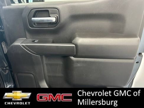 Used 2021 Chevrolet Silverado 1500 LT w/ Convenience Package II AWD/4WD image 33