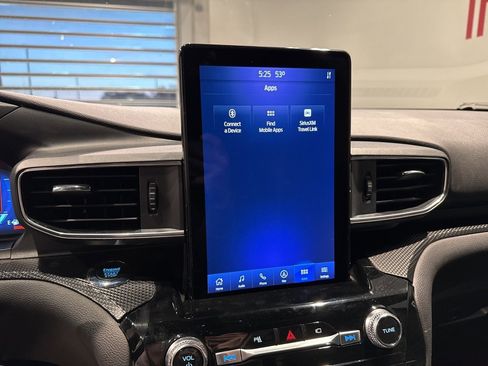 Used 2022 Ford Explorer ST w/ ST Street Pack image 21