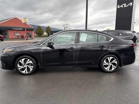 Used 2021 Subaru Legacy Premium image 6