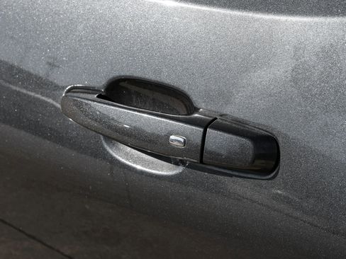 Used 2018 Chevrolet Camaro SS image 32