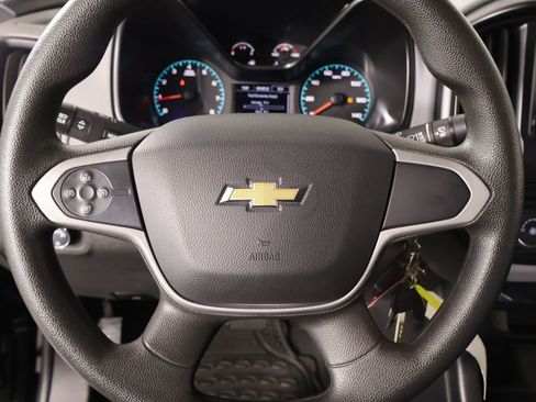 Used 2022 Chevrolet Colorado W/T w/ Custom Special Edition RWD image 3
