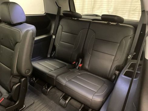 Certified 2023 GMC Acadia SLT w/ Elevation Edition image 23