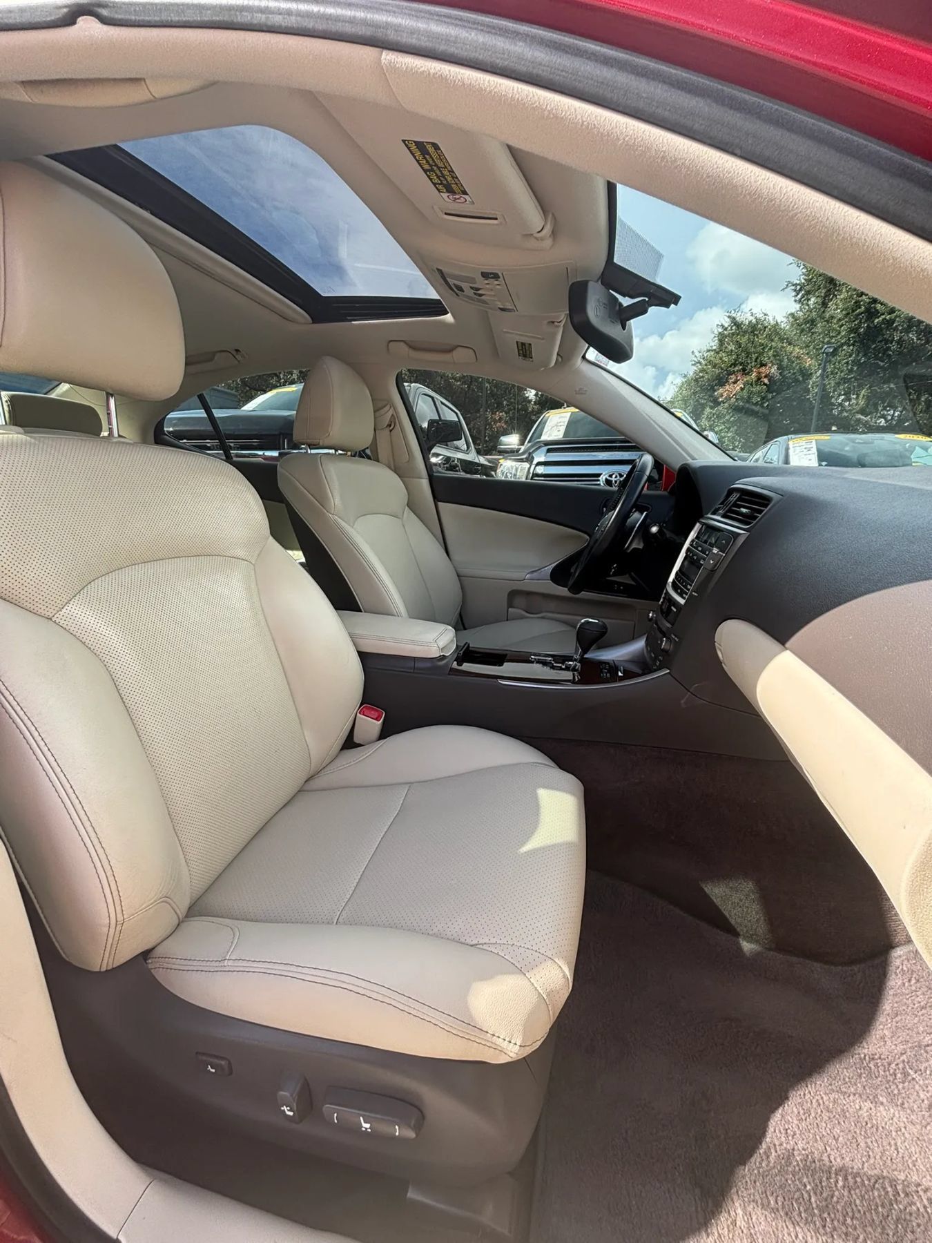 Used 2010 Lexus IS 250 w/ Premium Pkg Value Edition RWD image 13
