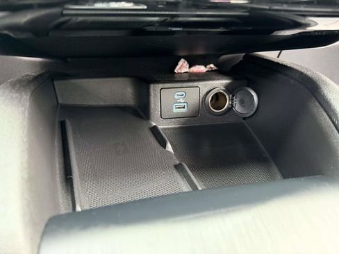 Used 2023 Ford Escape Platinum AWD/4WD image 20
