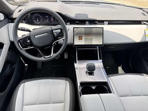 New 2026 Land Rover Range Rover Evoque Hoxton AWD/4WD image 9
